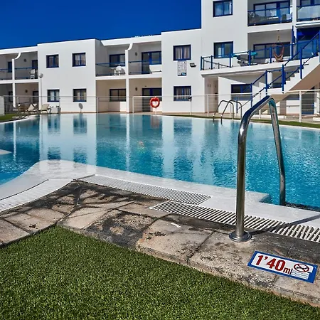 Costasun And Pool קוסטה קלמה